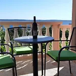 Apartamento Ante And Dijana Starigrad Paklenica