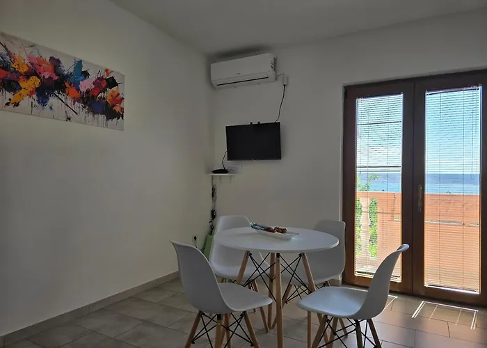 Ante And Dijana * 스타리그라드 파클레니차