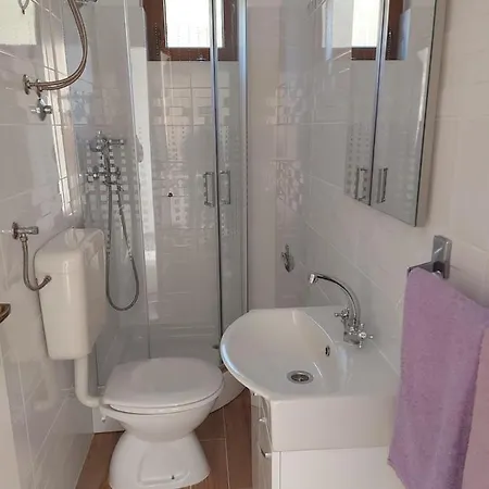 Apartment Ante And Dijana Apartment Starigrad Paklenica